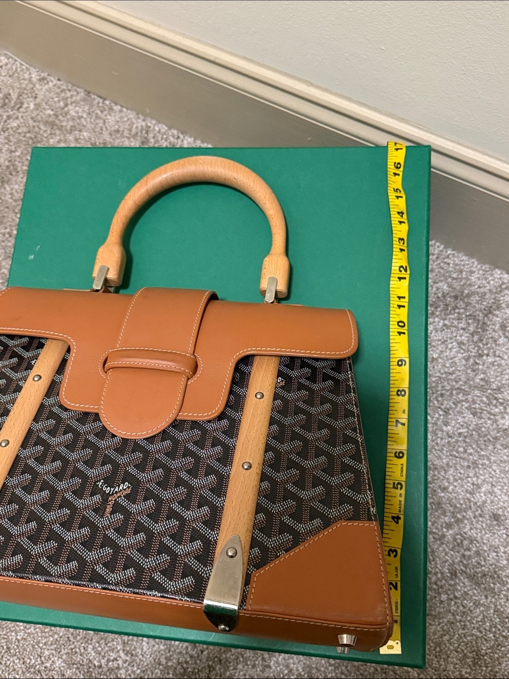 Goyard Saigon MM in Brown Black Tan 2020 - Picture 15 of 17